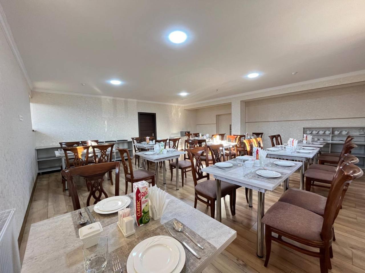 Aks Hotel Taşkent Dış mekan fotoğraf